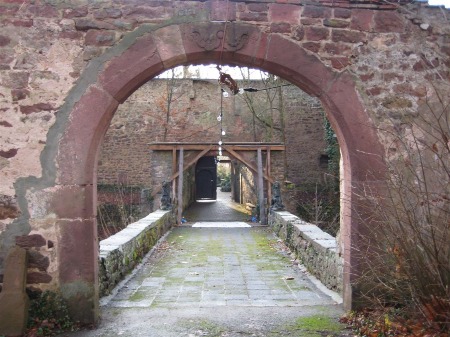 Schloß Sommerau - Brücke zum Schloß